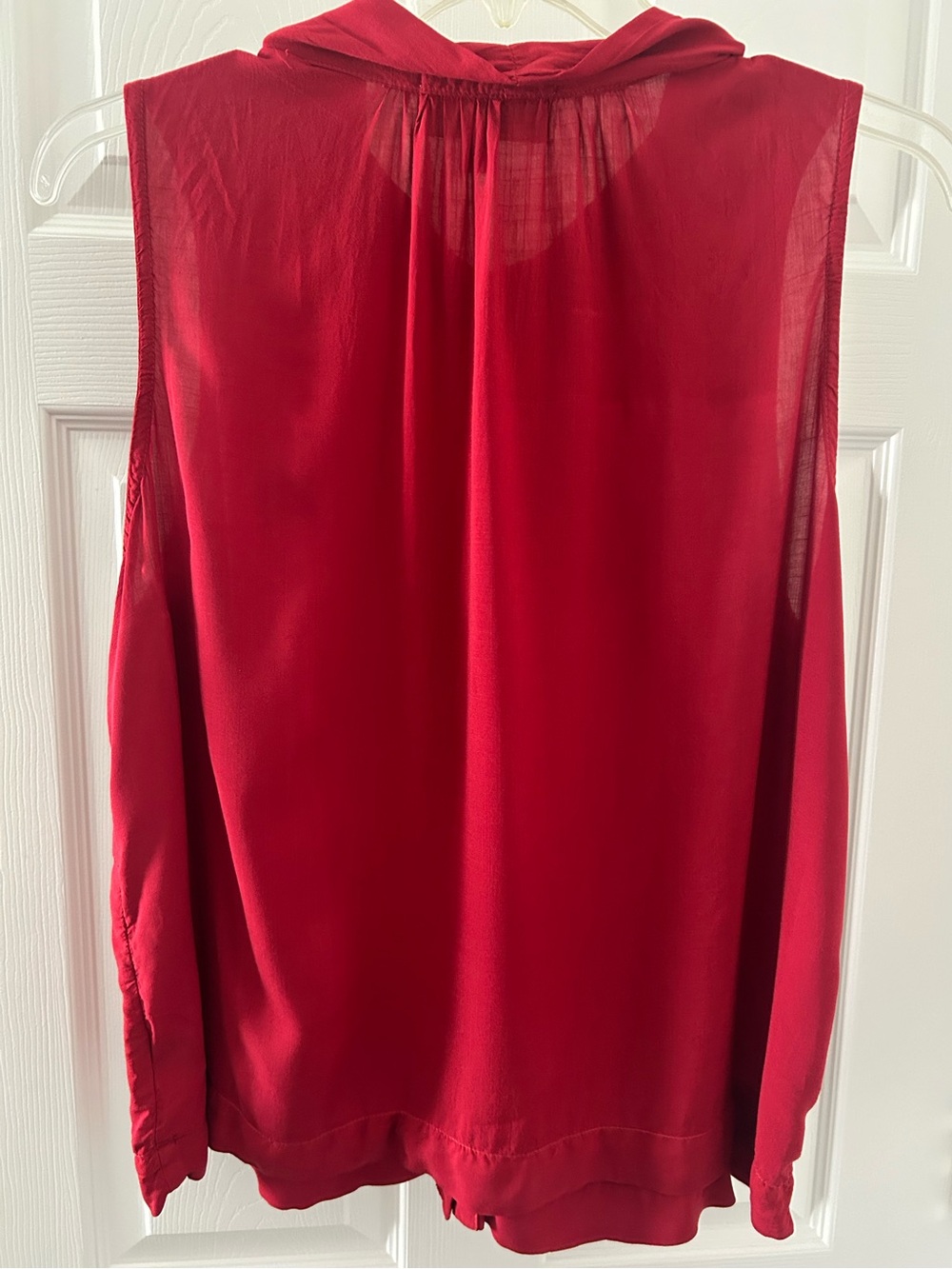 cloth & stone Red Sleeveless Tie-Neck Top - Picture 7 of 7